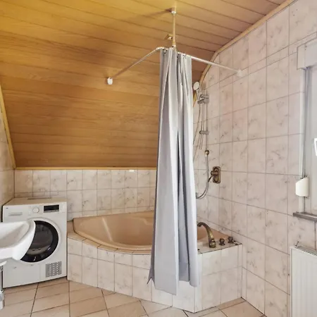 Apartment Monteur - Fuer Bis Zu 7 Personen In 63452 - Hu08c *
